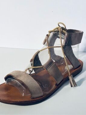 HUMA BLANCO…leather Gladiator Sandals